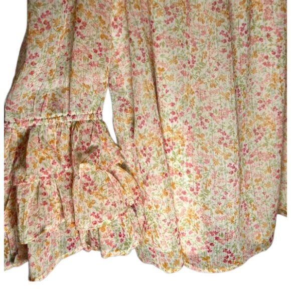 NWT CeCe Off Shoulder Smocked Floral Ruffle Cuff Blouse L Romantic Boho - Picture 3 of 13
